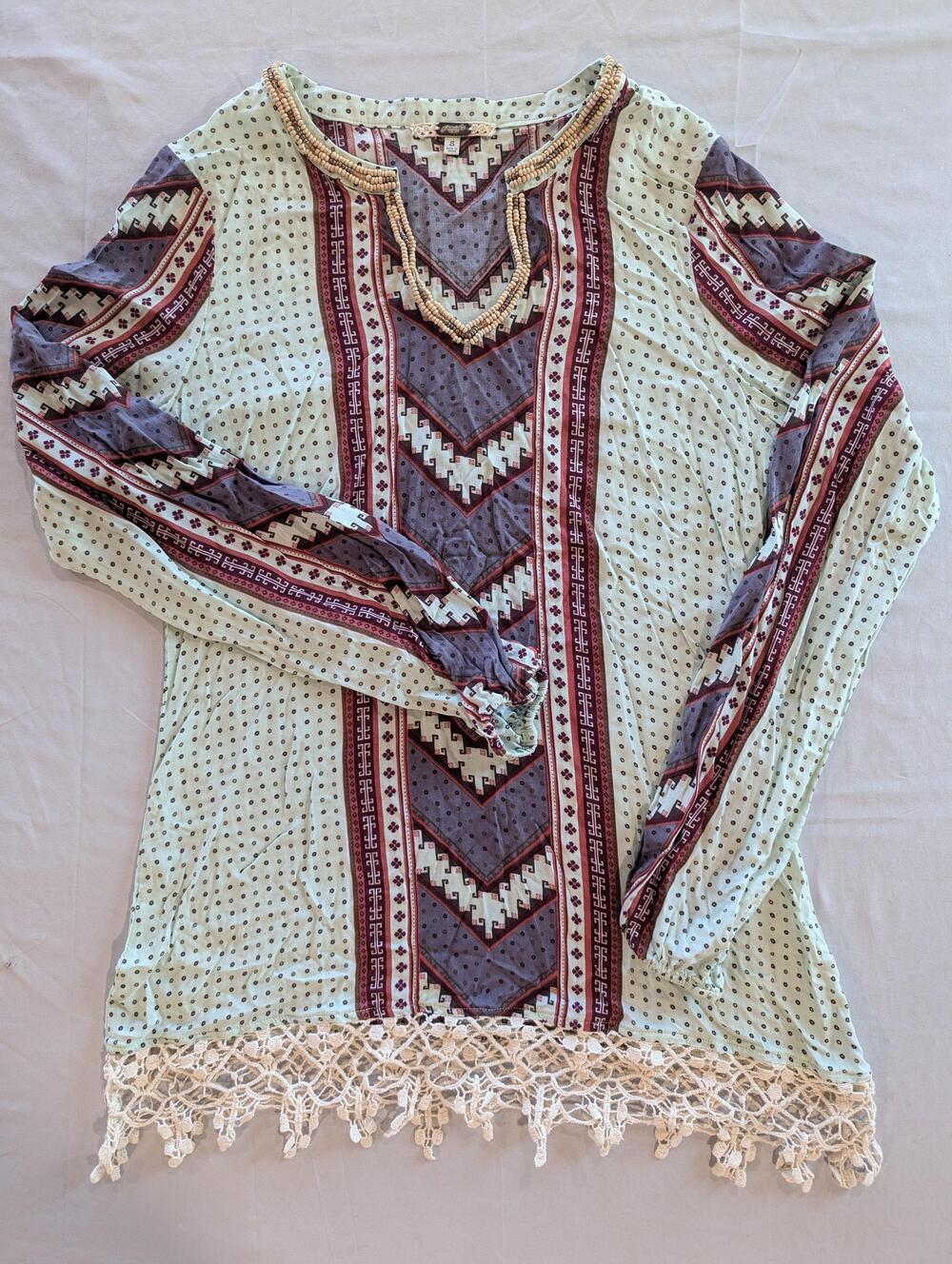 Gimmicks By BKE Tunic Top Womens S Multicolor Boho Beaded Crochet Fringe